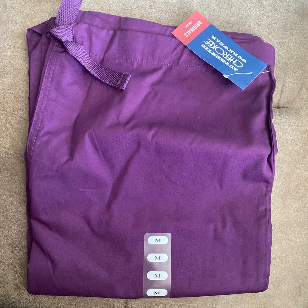 Unisex drawstring scrub pants size MED CHEROKEE eggplant